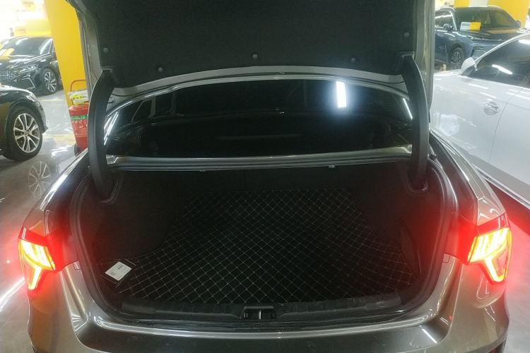 Used Lynk & Co 03 2022 2.0TD DCT JingPro
