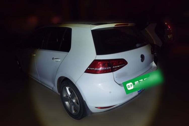 Used Volkswagen Golf 2014 1.6L Automatic Comfort Model Rear Left 45 Deg