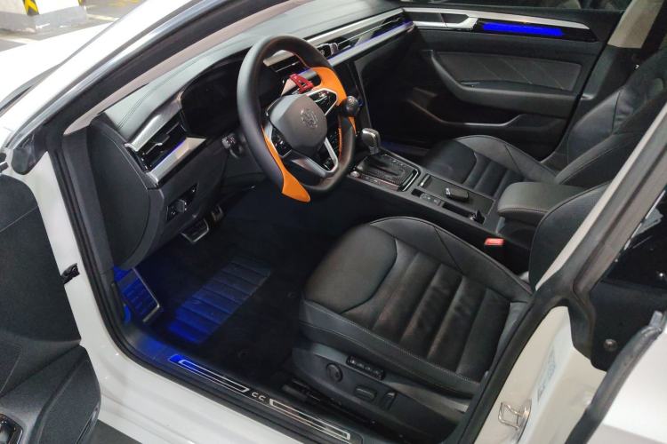 Used Volkswagen FAW-Volkswagen CC 2023 380TSI Striking Edition
