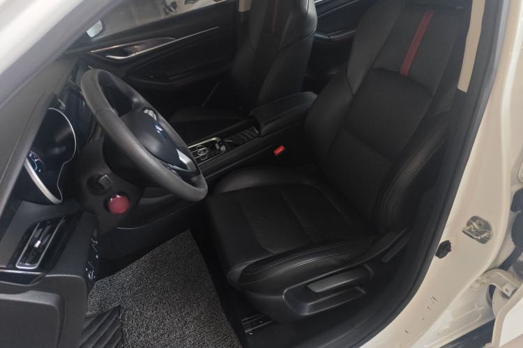 Used CHANGAN Eado New Energy 2022 EV460 Smart Ride-Hailing Edition – Lithium Iron Phosphate Left Front Seat