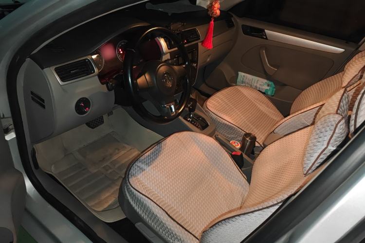 Used Volkswagen Bora 2012 1.6L Automatic Fashion Value Edition
