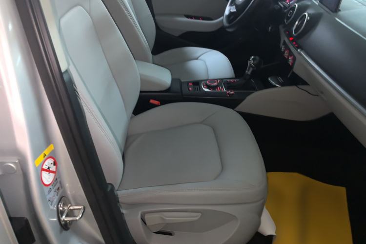 Used Audi A3 2014 Sportback 35 TFSI Automatic Ambition Edition Right Front Seat