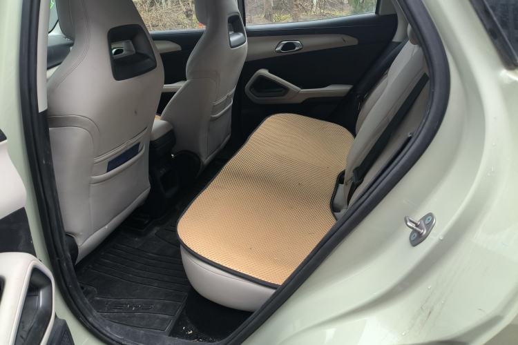 Used BYD Yuan UP 2024 401KM Leading Edition