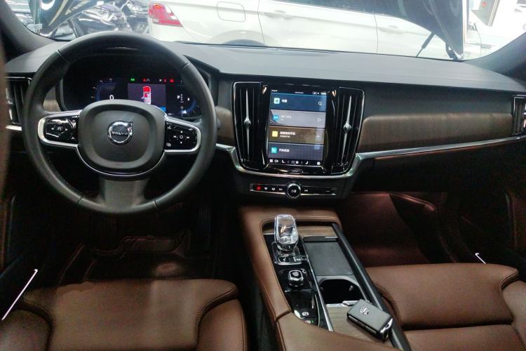 Used Volvo S90 2024 B5 Zhiyuan Luxury Edition Center Console