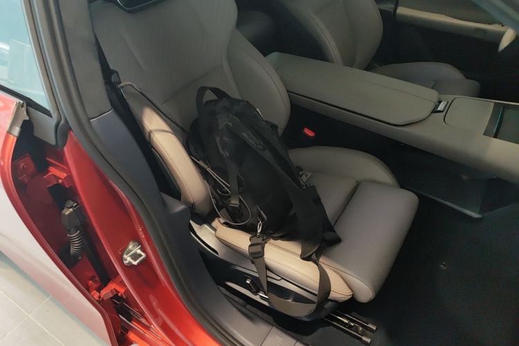 Used Lynk & Co Z10 2025 95 kWh 702 km All-Wheel Drive Intelligent Driving Ultra
