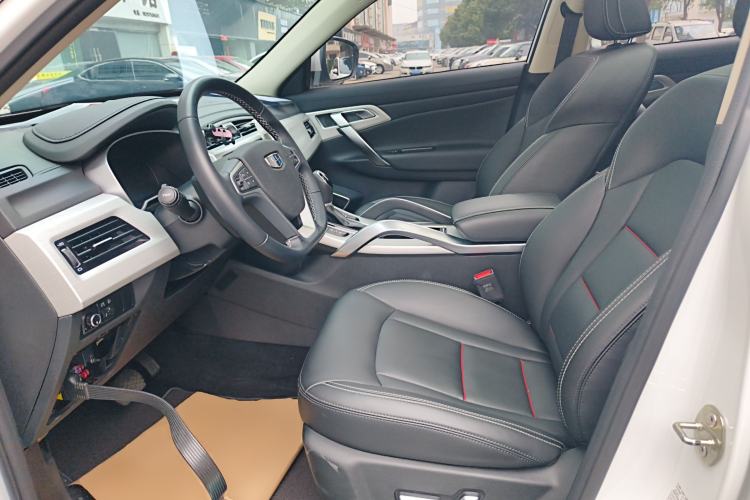 Used Geely Auto Emgrand X7 Sport 2018 1.8TD Automatic Two-Wheel Drive Smart Connect 4G Internet Edition