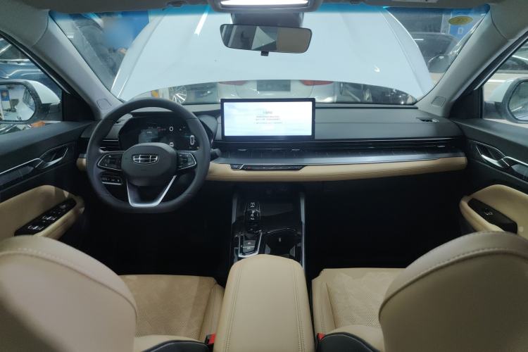 Used Geely Auto Emgrand L HiP 2024 Champion Edition 1.5TD-DHT Pro 100KM Excellence Model