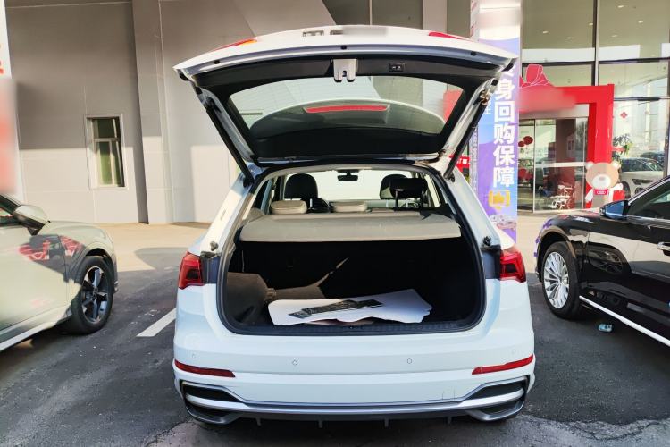 Used Audi Q3 2023 Updated 40 TFSI Fashionable and Dynamic Version
