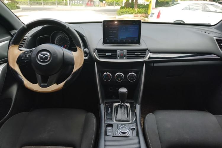 Used Mazda CX-4 2016 2.0L Automatic 2WD Blue Sky Dynamic Edition
