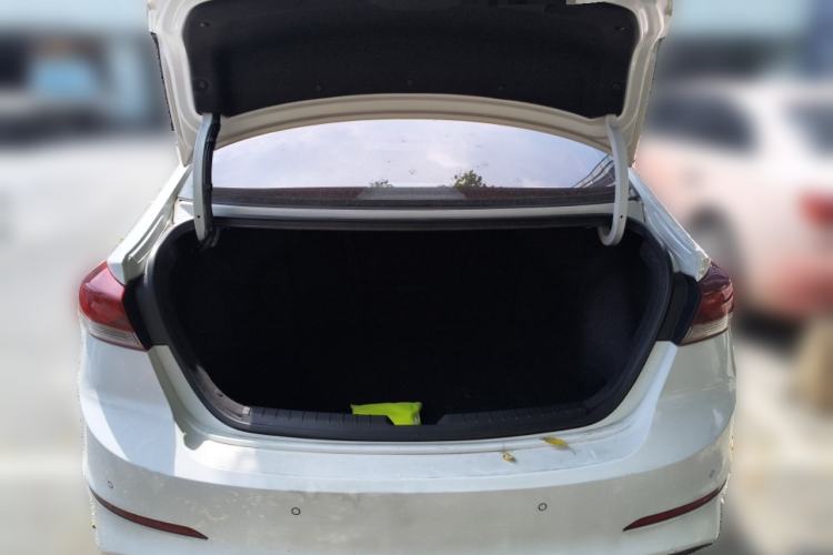 Used Hyundai Elantra (6th Generation / Lingdong) 2016 1.6L Automatic ZhiXuan – Elite Version