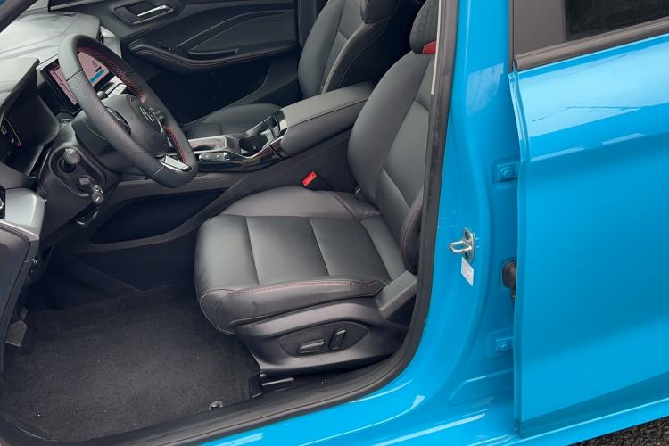 Used MG 5 2022 180 DVVT CVT Youth Flagship Edition Left Rear Seat