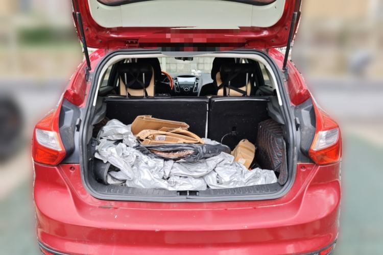 Used Ford Focus 2012 Hatchback 1.6L Automatic Comfort Model Trunk