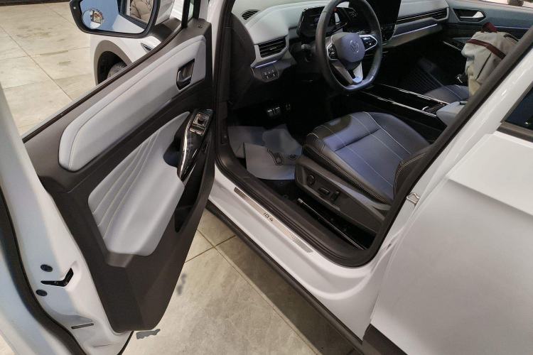 Used Volkswagen ID.4 X 2022 Pure Long-Range Version