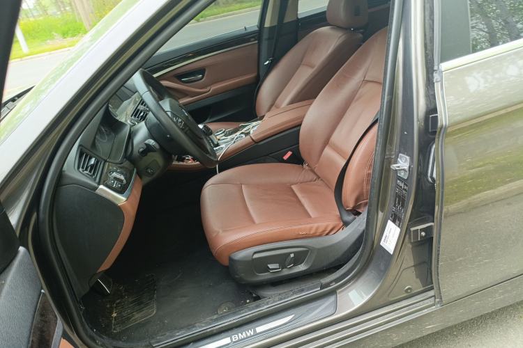 Used BMW 5 Series 2013 525Li Leading Model Left Front Seat
