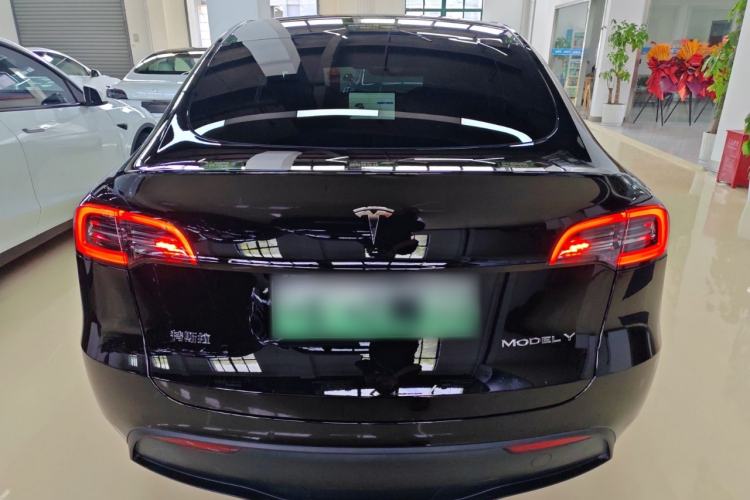 Used Tesla Model Y 2023 Long-Range All-Wheel-Drive Version Rear