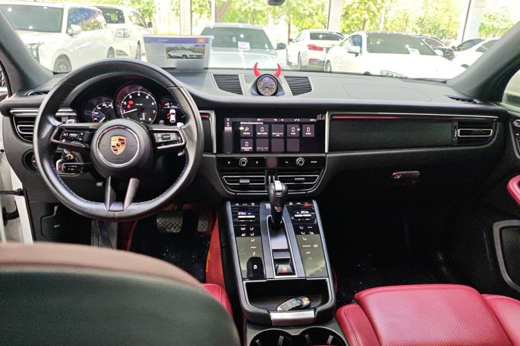 Used Porsche Macan 2023 Macan 2.0T
