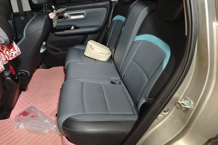 Used AION Y 2023 Plus 510 Smart Edition Left Rear Seat