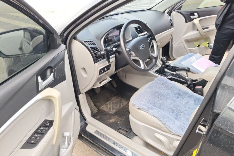 Used Geely Auto Emgrand 2014 Sedan 1.5L Manual Elite Model Driver Seat