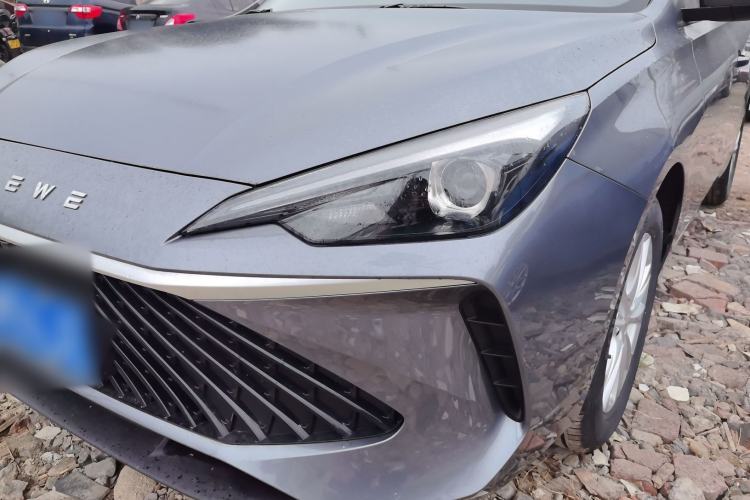 Used Roewe i5 2026 Model 1.5L Manual Comfort Version
