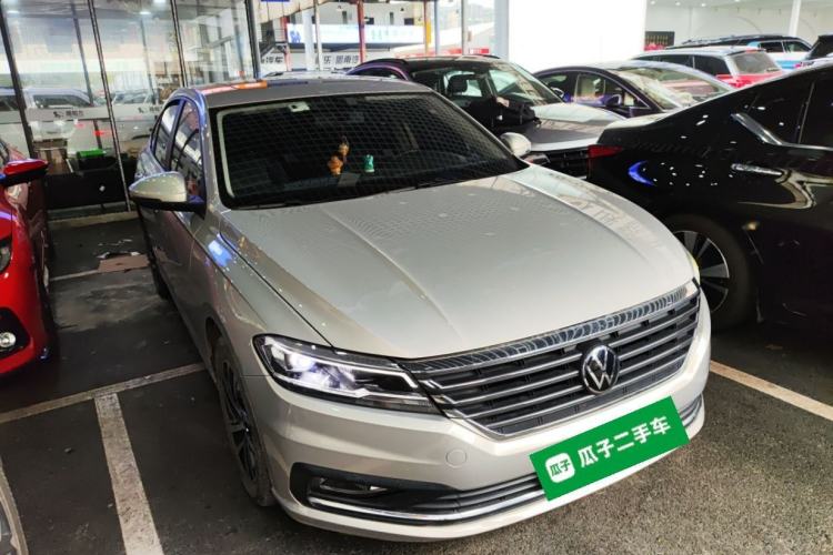 Used Volkswagen Lavida 2022 1.5L Automatic Comfort Edition Front Right 45 Deg