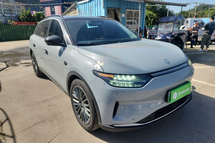 Used Leapmotor C11 2024 All-Electric 580 Luxury Edition Front Right 45 Deg