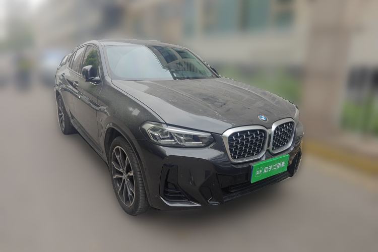 Used BMW X4 2022 xDrive 30i M Sport Package Front Right 45 Deg