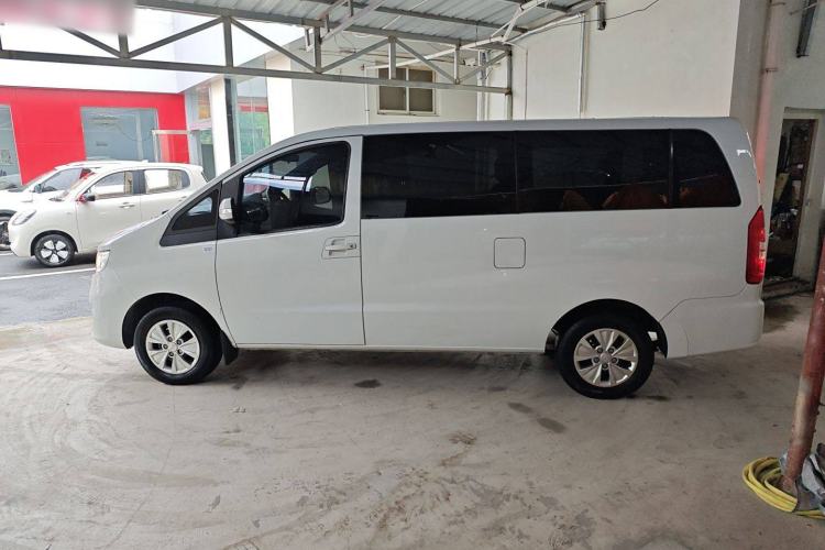 Used JAC Refine M3 2022 PLUS 1.8L 7-seater Standard Model