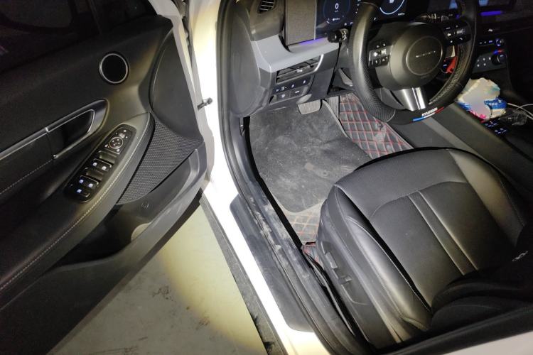 Used Hyundai Sonata 2024 1.5T Pro Driver Seat