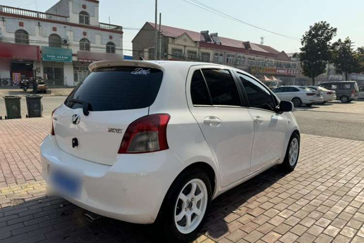 Used Toyota Yaris 2011 1.6E Automatic Charm Edition
