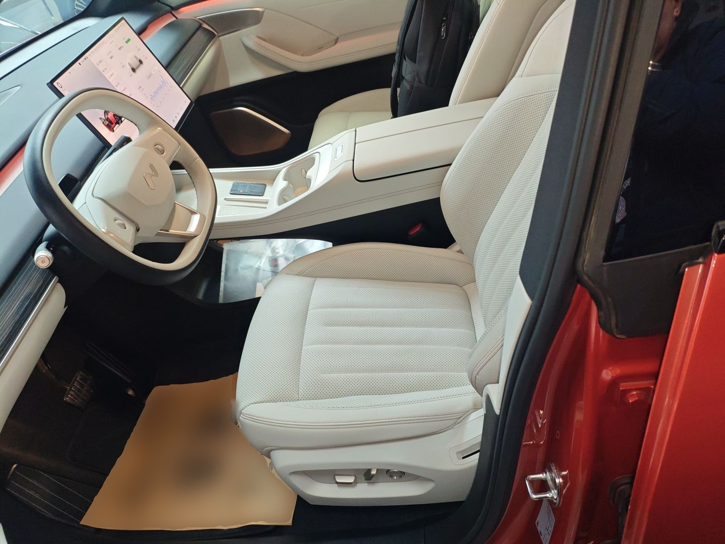 Переднее сиденье в автомобиле