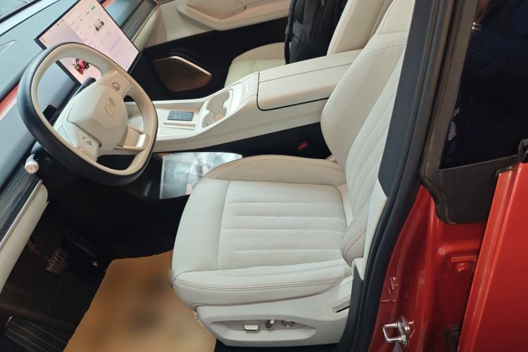 Used ONVO L60 2024 60 kWh Rear-Drive Version