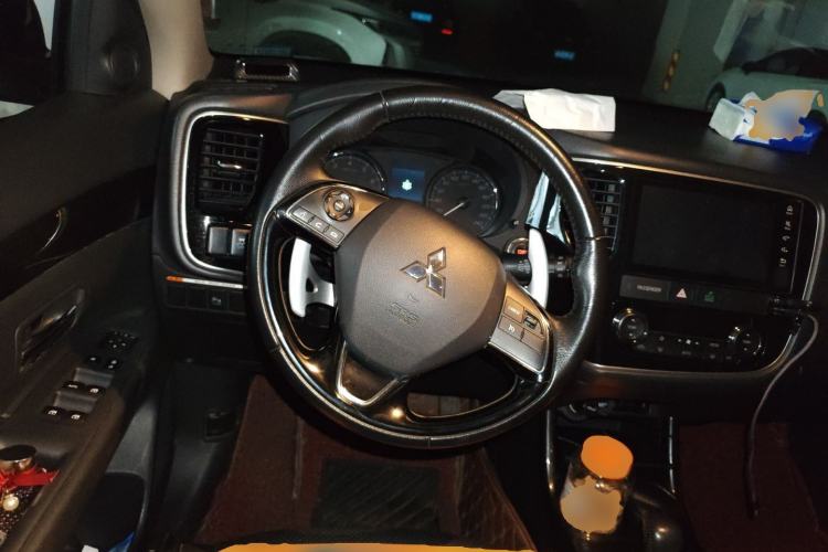 Used Mitsubishi Outlander 2016 2.4L 4x4 Elite Edition 5 Seats
