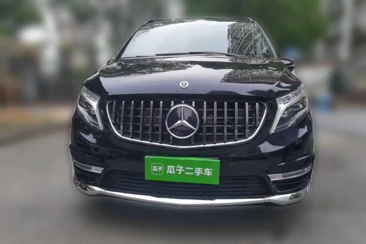 Used Mercedes-Benz V-Class 2021 V 260 Avantgarde Edition Front