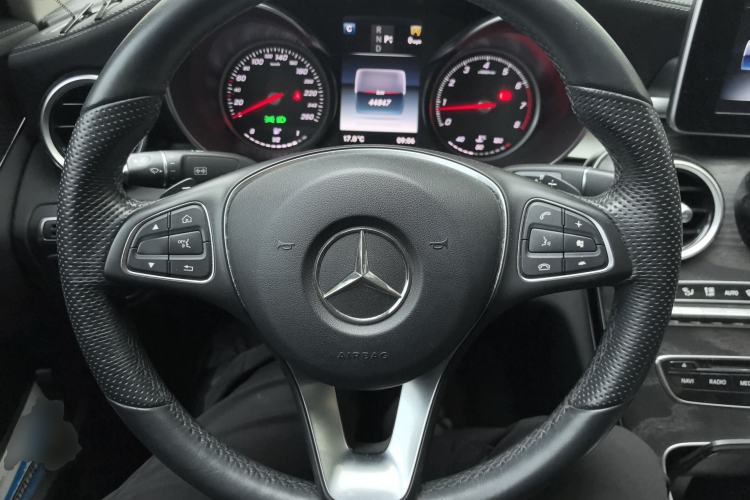 Used Mercedes-Benz C-Class 2015 Revised C 200 L Sport Edition Steering Wheel