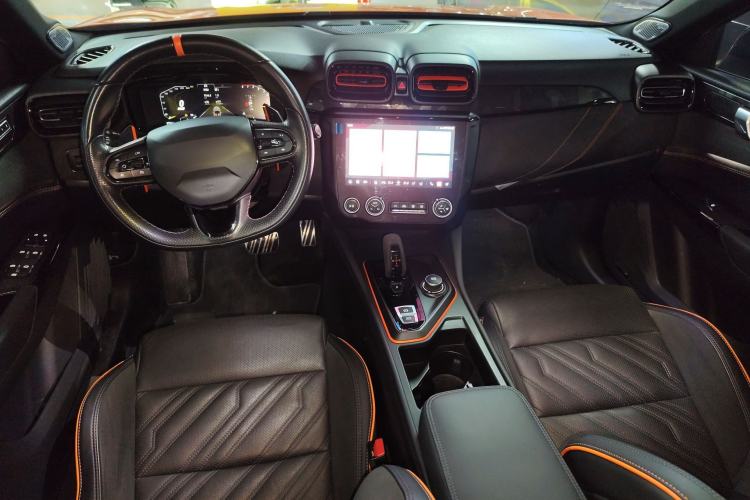 Used Lynk & Co 02 Hatchback 2021 2.0TD Halo Center Console