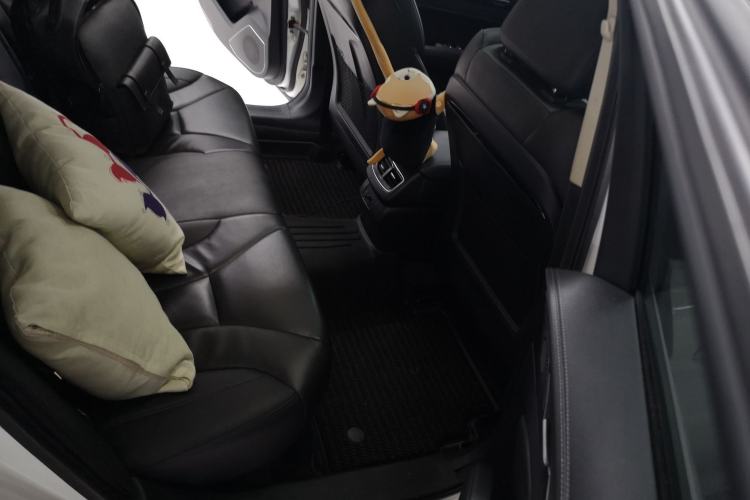 Used Hongqi H5 2022 Classic Model Facelift 1.5T DCT Qiyun Edition Left Rear Seat