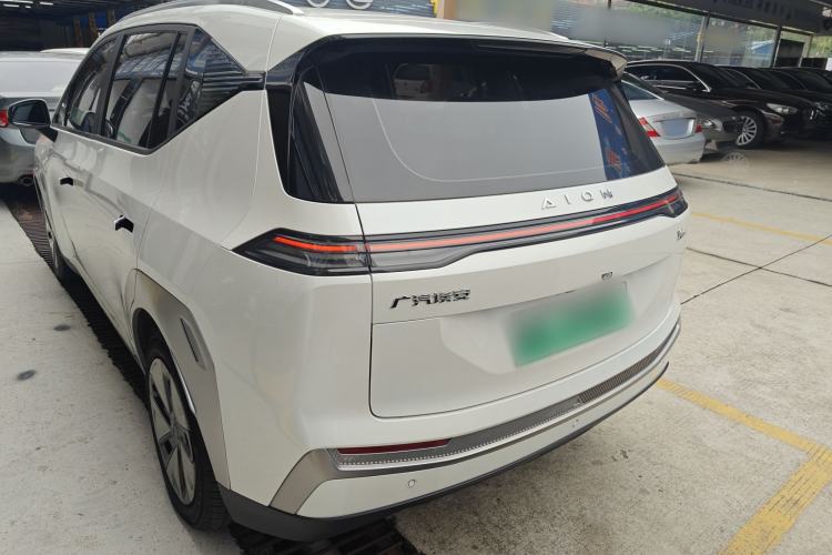 Used AION Y 2023 Younger