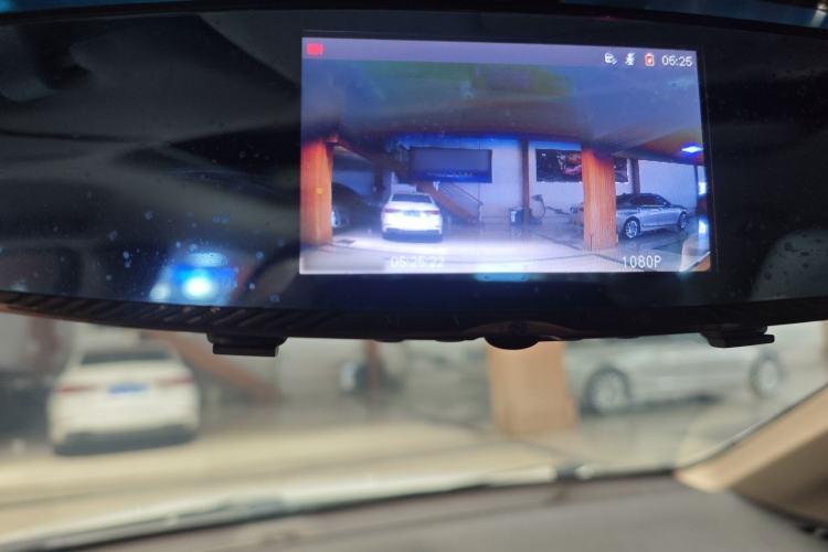 Used Honda Crider 2016 1.8L CVT Luxury Edition
