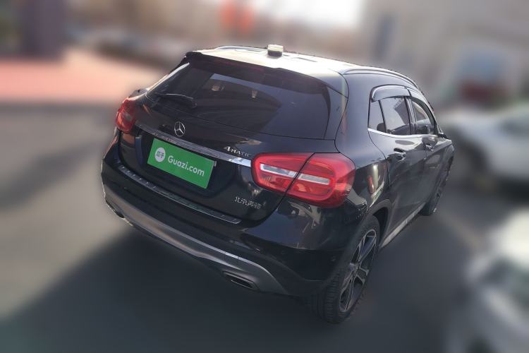 Used Mercedes-Benz GLA 2015 GLA 220 4MATIC Luxury Model
