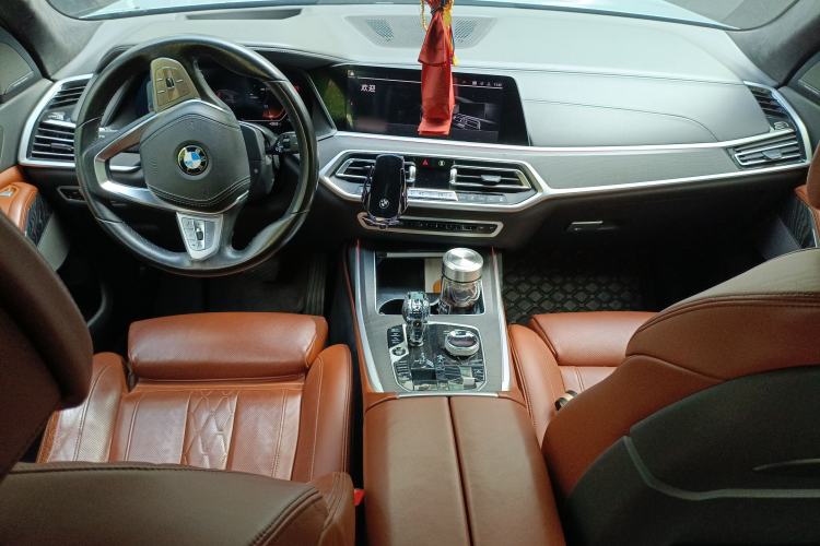 Used BMW X7 2020 xDrive40i Luxury Package with Premium Features