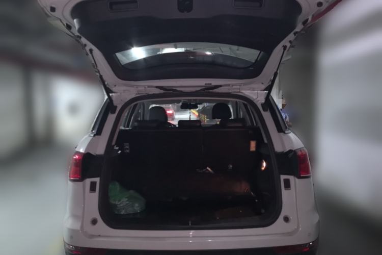 Used Haval H6 2016 Upgraded Model 1.5T Automatic Two-Wheel Drive Prestige Version
