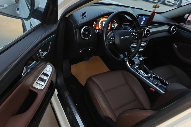 Used TRAUM MEET 3 2018 1.5T CVT Luxury Model
