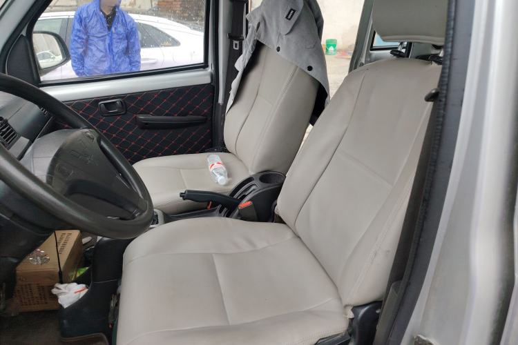 Used Wuling Rongguang 2012 1.5L Extended Basic Version Left Front Seat