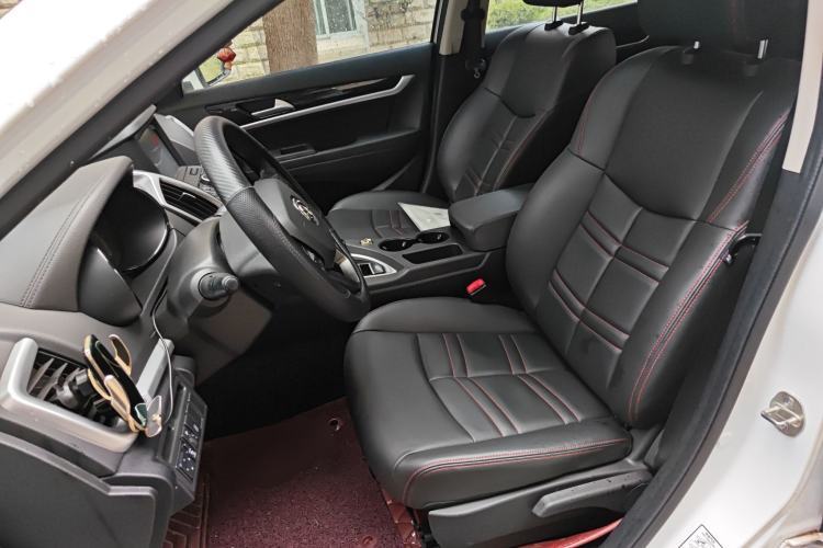 Used Dongfeng Aeolus AX7 2016 2.0L Automatic Zhiyi Trim