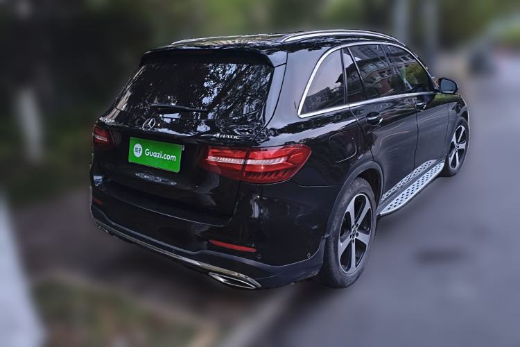 Used Mercedes-Benz GLC 2018 GLC 260 4MATIC Luxury Model Rear Right 45 Deg