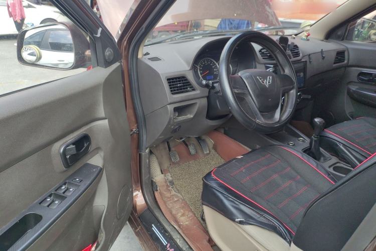 Used Wuling Hongguang 2018 1.5L Classic S Standard Model
