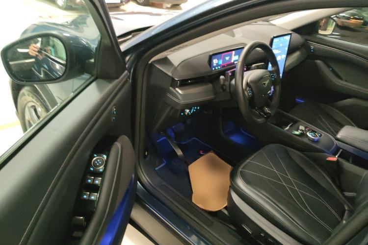 Used Ford Mustang Mach-E 2021 Leap Edition Rear-Drive Version (Standard Range)