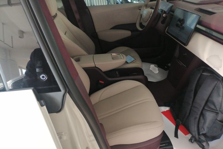 Used Zeekr X 2023 Four-Wheel-Drive YOU Edition 5 Seats
