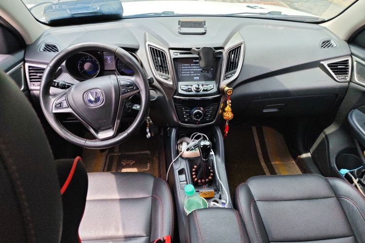 Used CHANGAN CS75 2014 2.0L Manual Luxury Version China IV Standard
