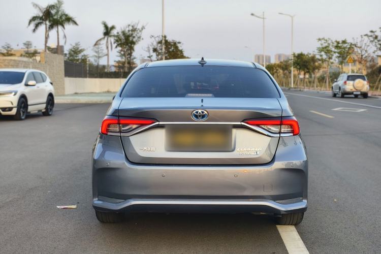 Used Toyota Corolla 2021 Dual-Motor 1.8L E-CVT Elite Edition